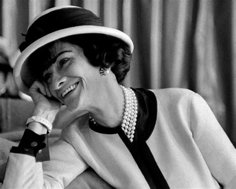 chanel sözleri türkçe|Tüm Dünyanın Saygı Duyduğu Stil İkonu Coco Chanel’den 16 .